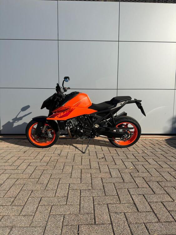 KTM 990 Duke (2024 - 26) (2)