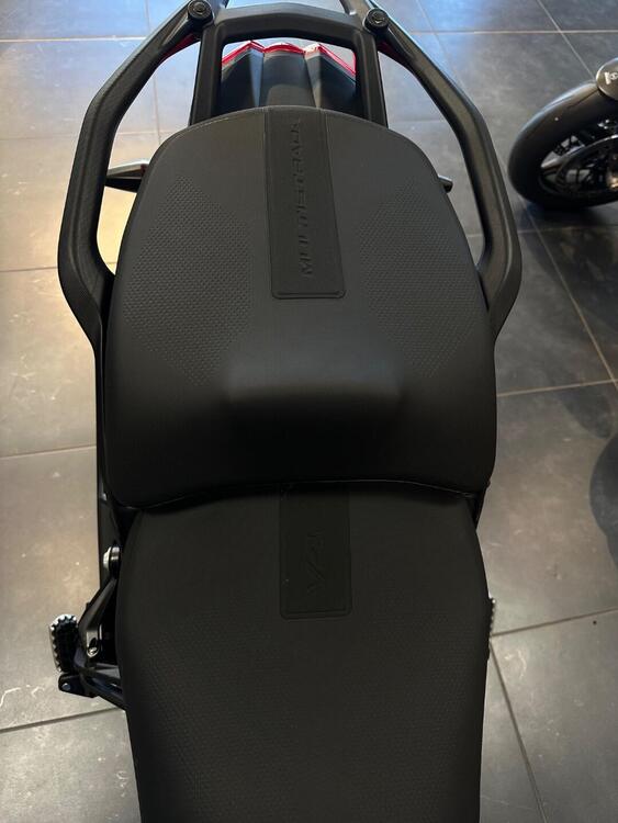 Ducati Multistrada V4 S (2025) (4)