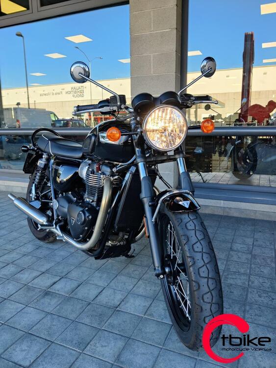 Triumph Bonneville T100 (2021 - 25) (5)