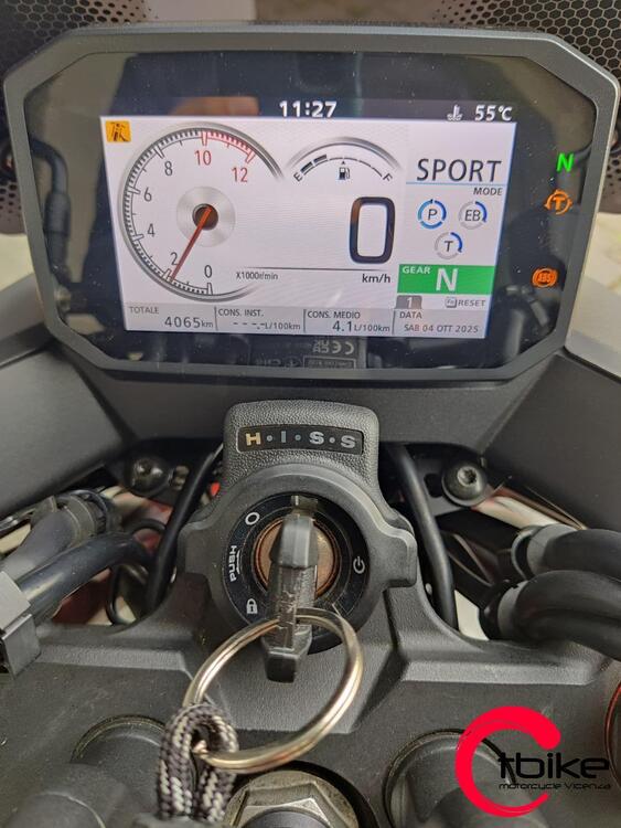 Honda CB 750 Hornet (2023 - 24) (4)