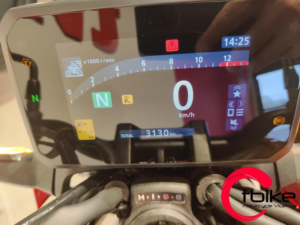 Honda CB 1000 R (2021 - 25) (3)