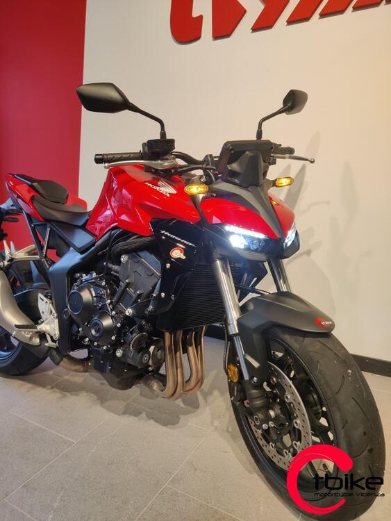 Honda CB 1000 R (2021 - 25) (5)