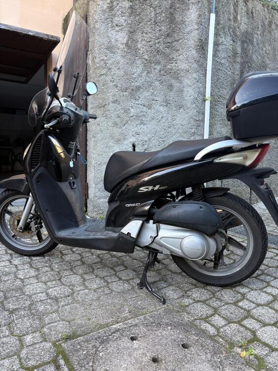 Honda SH 150 i (2005 - 08) (2)