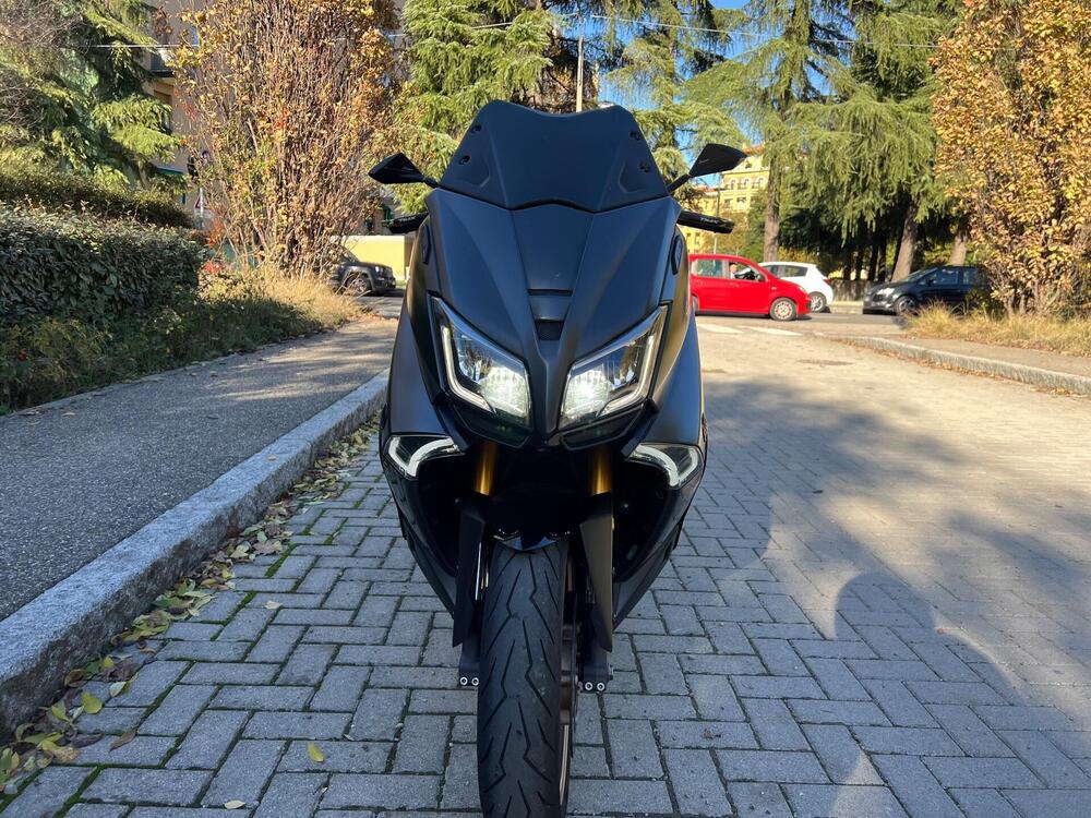 Yamaha T-Max 530 Iron Max ABS (2014 - 17) (2)