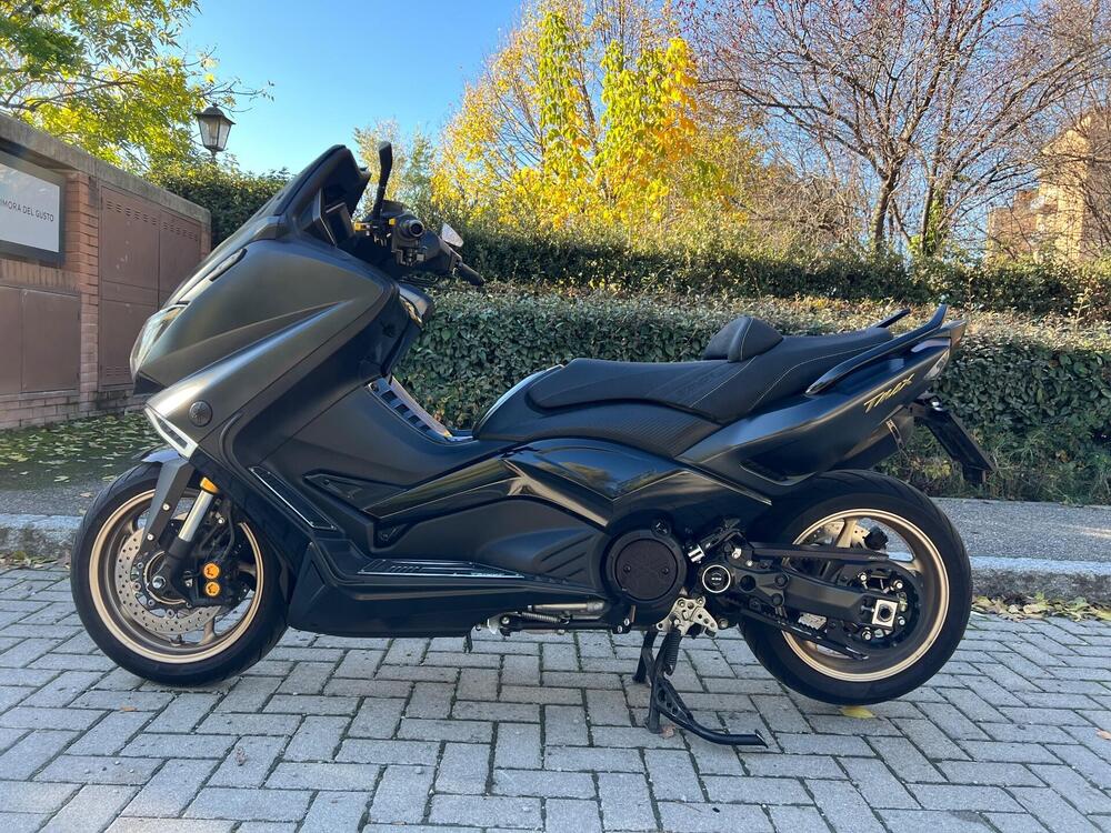 Yamaha T-Max 530 Iron Max ABS (2014 - 17) (3)