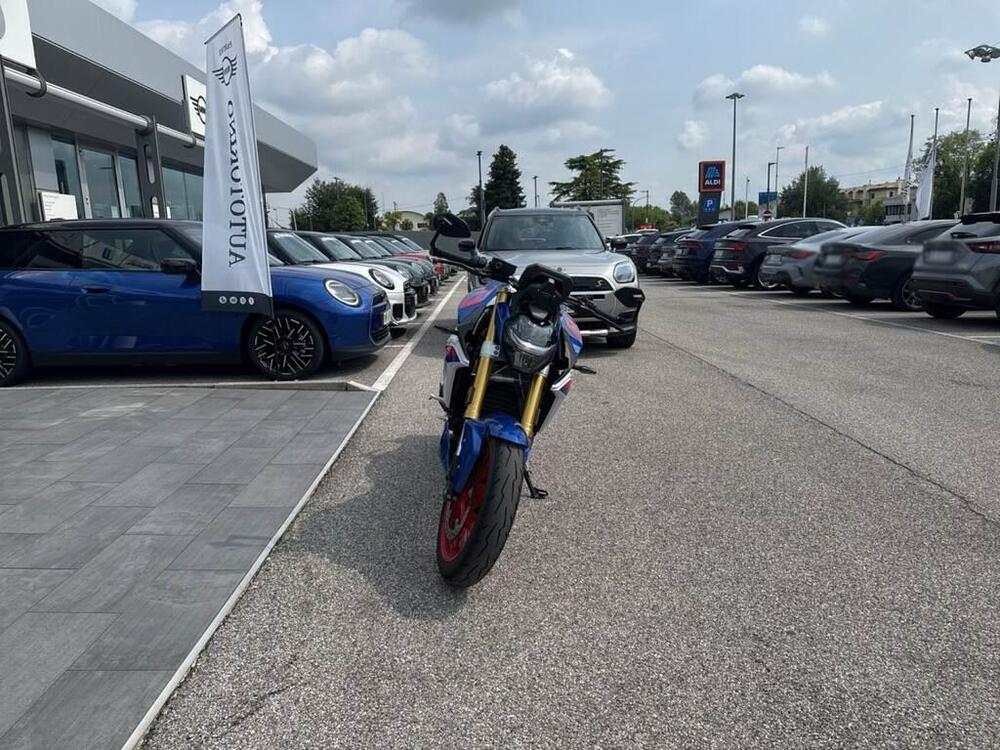 Bmw F 900 R (2025) (2)