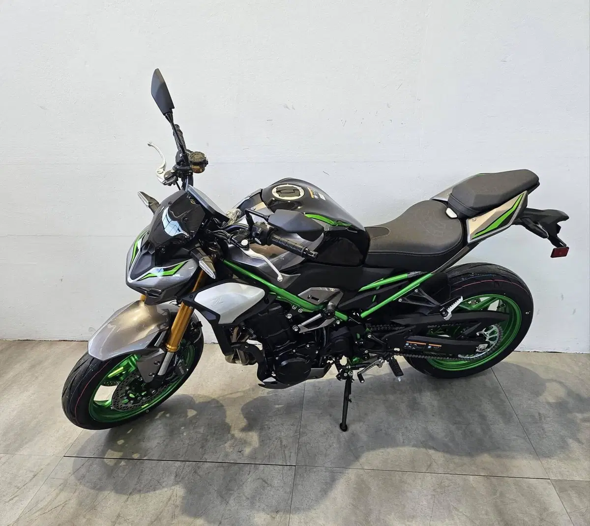 Kawasaki Z 900 SE (2025 - 26) (2)
