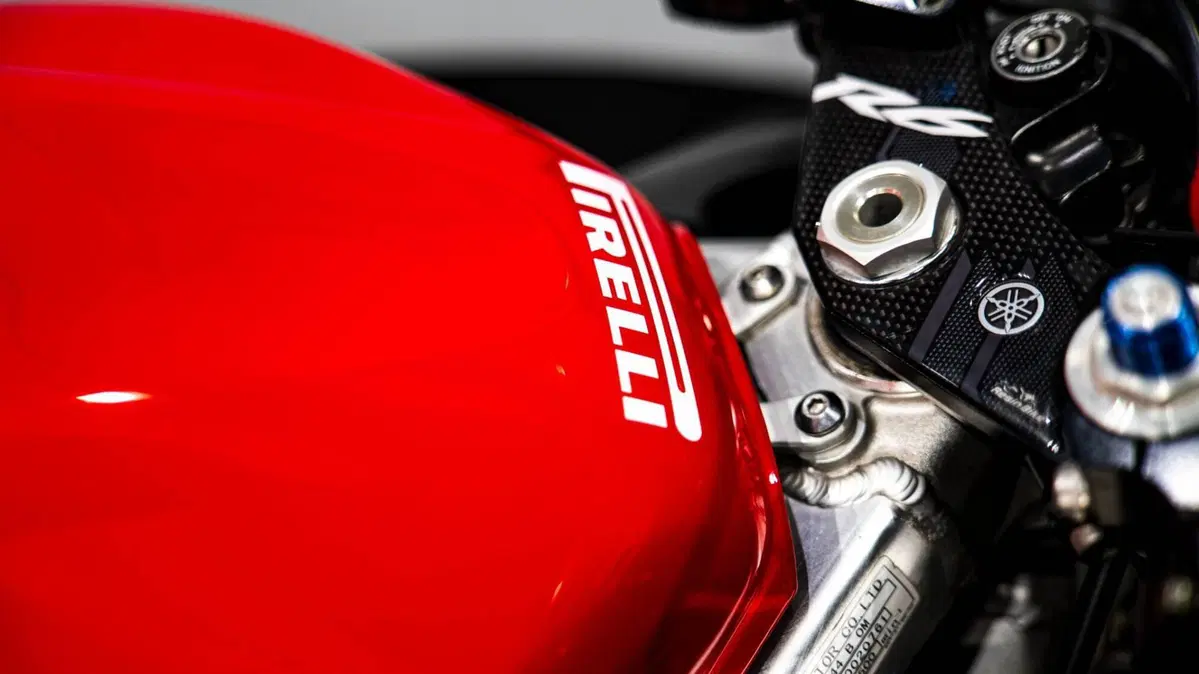 Yamaha YZF R6 (2001 - 02) (11)