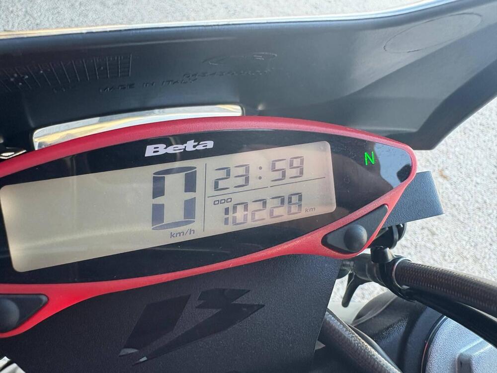 Betamotor RR 125 4T Motard T - X Special Edition (2025) (5)