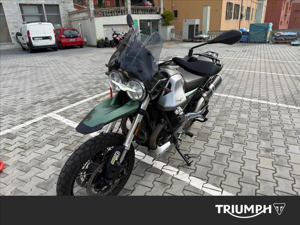 Moto Guzzi V85 TT Centenario (2021 - 22) (3)