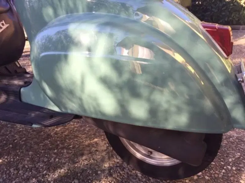 Piaggio Vespa 50 R (6)