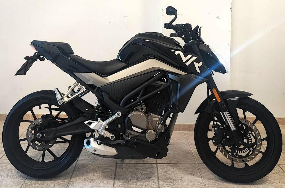CFMOTO 300NK (2021 - 25)