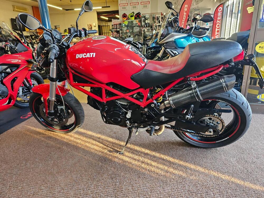 Ducati Monster 695 (2006 - 08) (4)