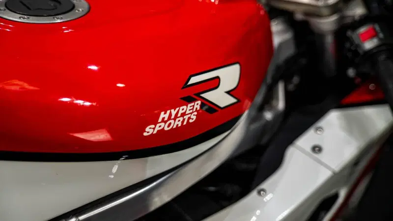 Suzuki GSX-R 750 (10)