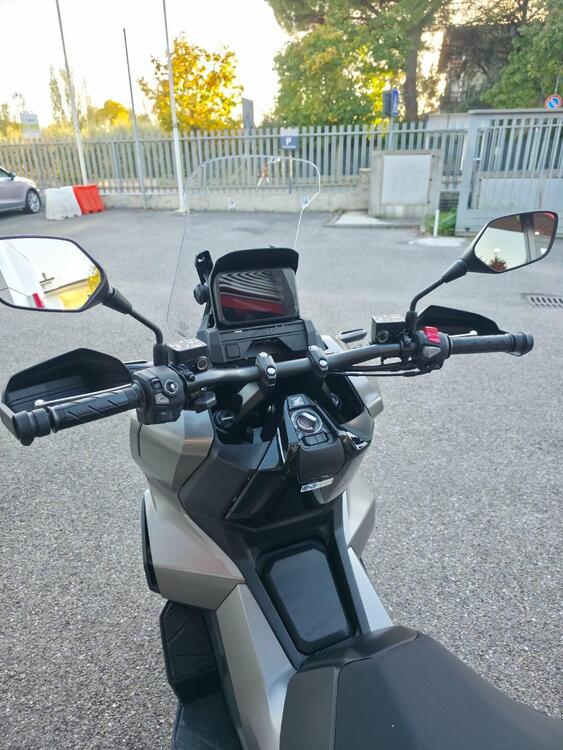 Honda ADV 350 (2025) (4)
