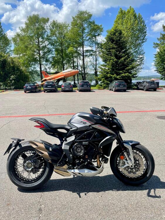 MV Agusta Dragster 800 RR SCS (2021 - 25)