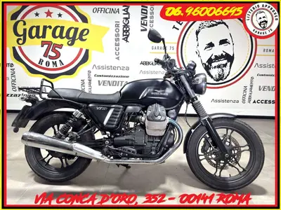 Moto Guzzi V7 II Stone (2015 - 17) usata