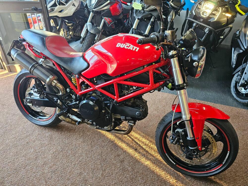 Ducati Monster 695 (2006 - 08) (2)