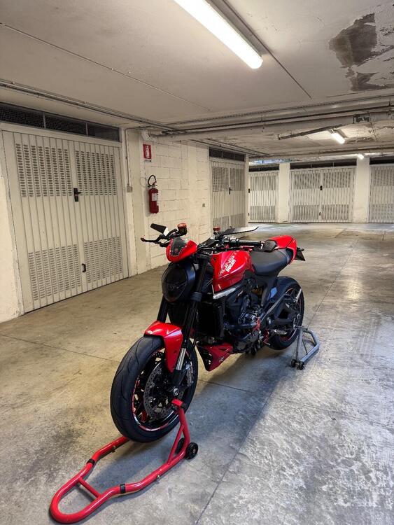 Ducati Monster 937 + (2021 - 25) (3)