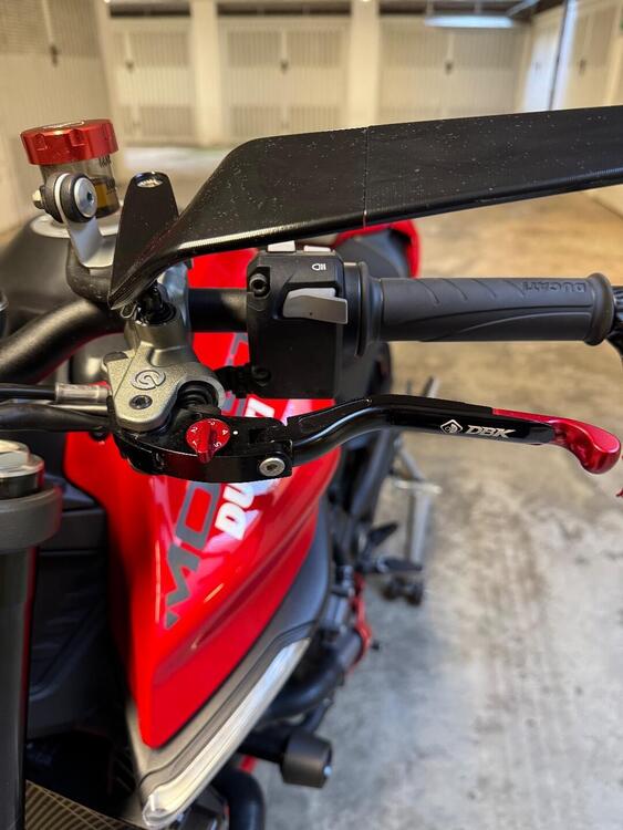 Ducati Monster 937 + (2021 - 25) (5)