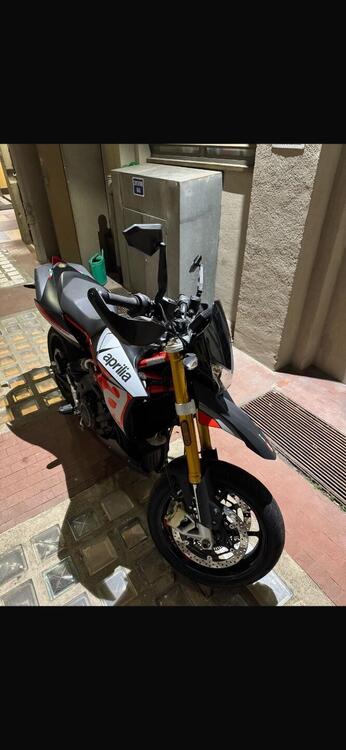 Aprilia Dorsoduro 900 (2017 - 20) (3)