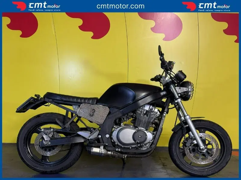 Suzuki GS 500 (2001 - 06)
