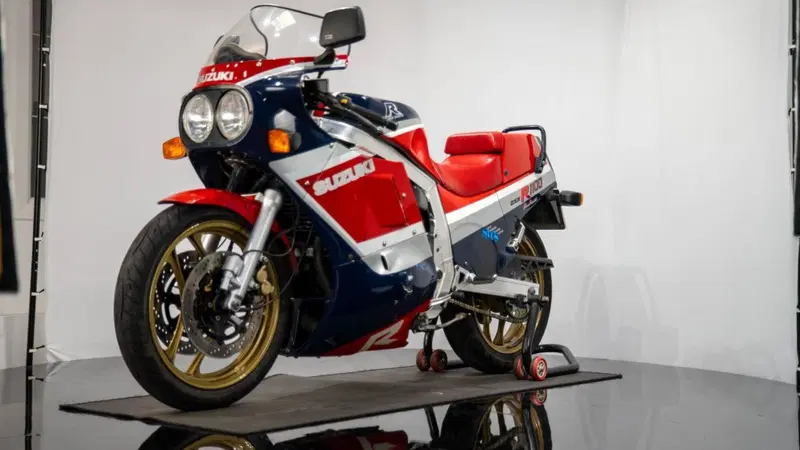 Suzuki GSX-R 1100 (2)