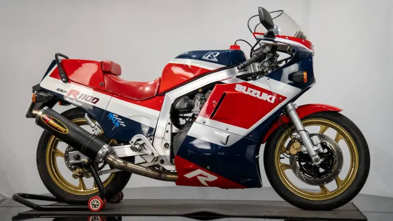 Suzuki GSX-R 1100 (5)