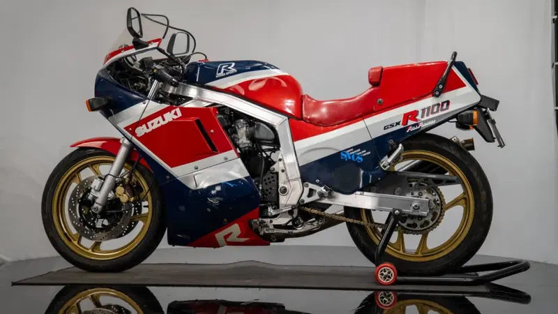 Suzuki GSX-R 1100 (9)