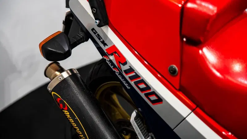Suzuki GSX-R 1100 (13)