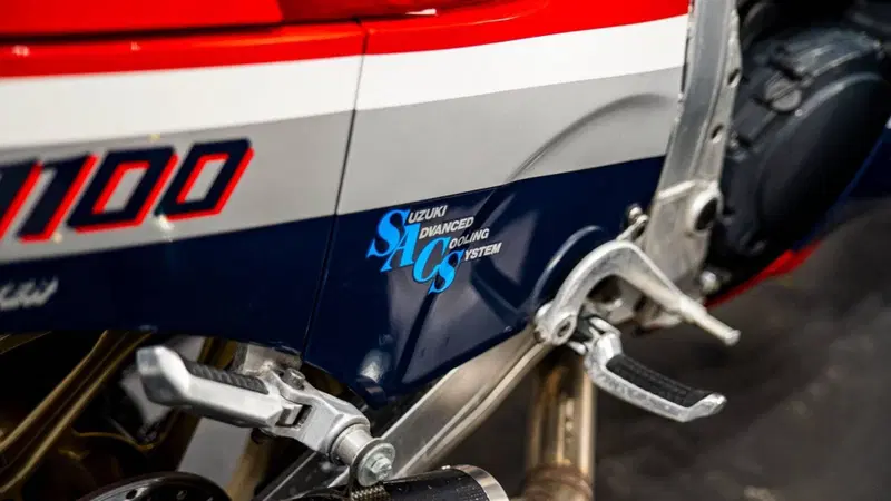 Suzuki GSX-R 1100 (14)