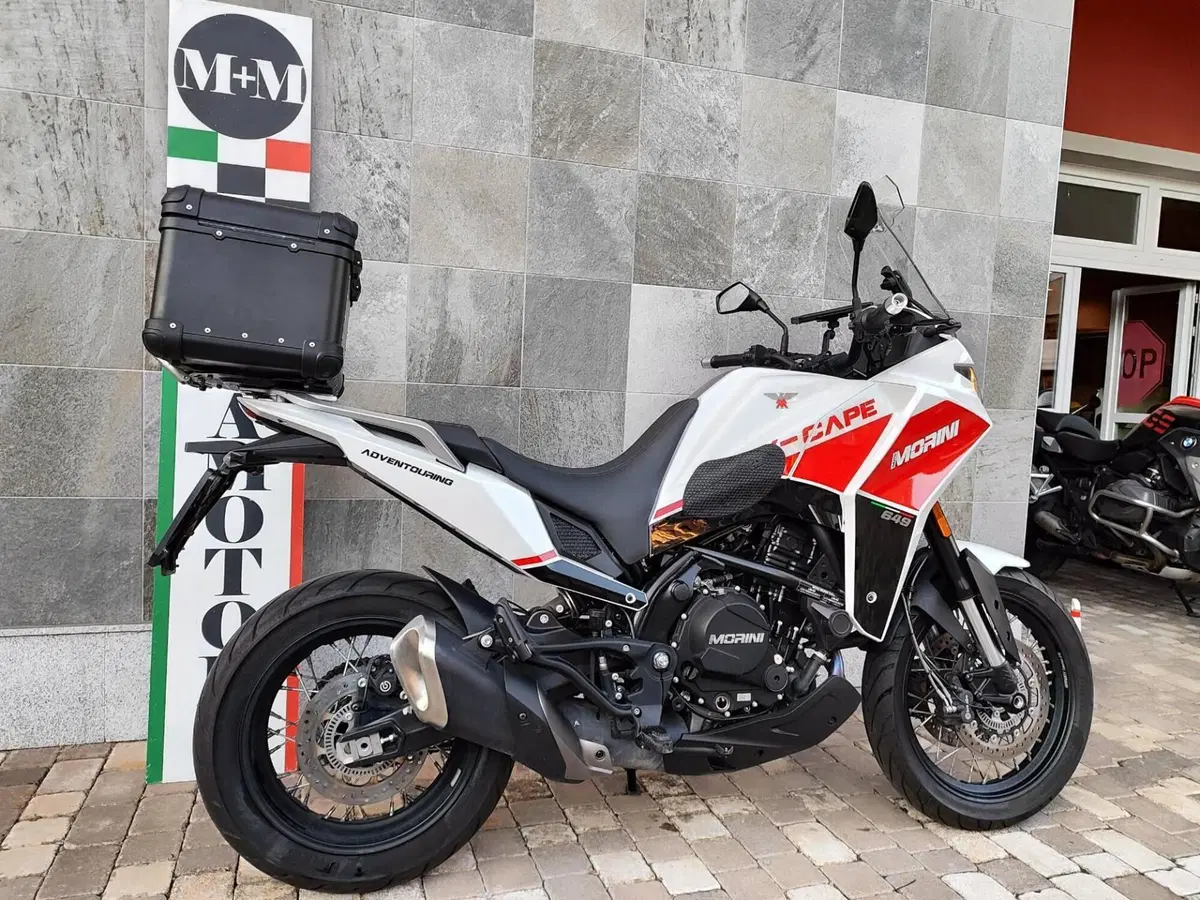 Moto Morini X-Cape 650 (2021 - 26) (2)