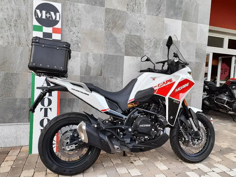 Moto Morini X-Cape 650 (2021 - 26) (2)