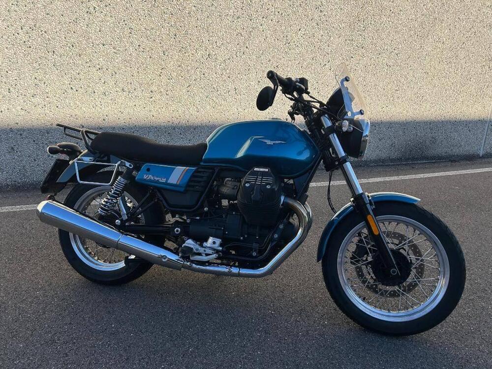 Moto Guzzi V7 III Special (2017 - 20) (2)