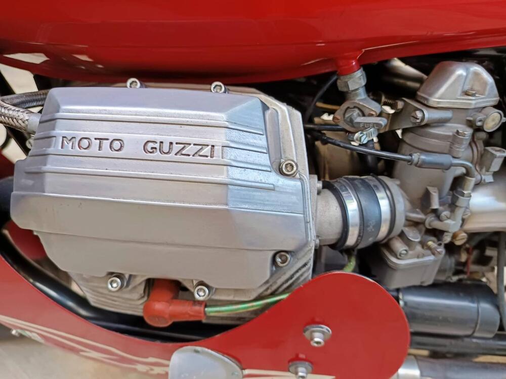Moto Guzzi Le Mans III (4)