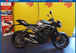 Triumph Street Triple 765 R (2023 - 25) usata
