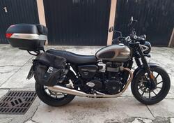 Triumph Street Twin 900 (2021 - 22) usata