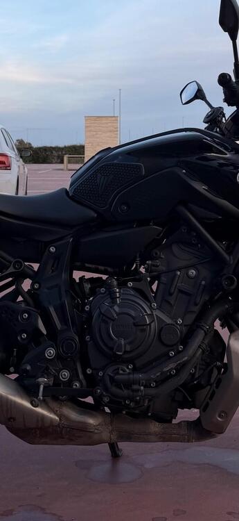 Yamaha MT-07 Pure (2023 - 25) (2)