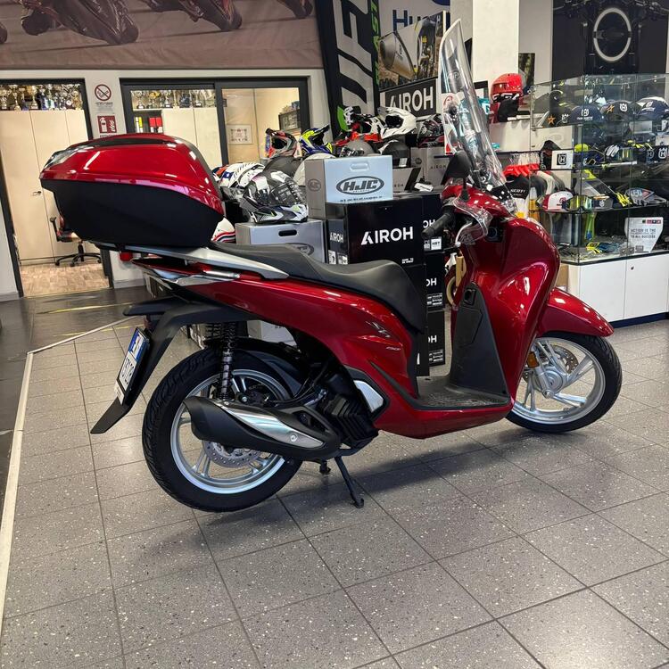 Honda SH 150i (2020 - 23) (2)