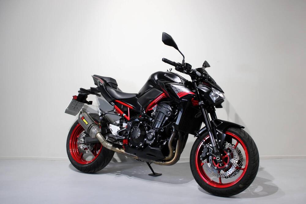 Kawasaki Z 900 (2021 - 24) (2)