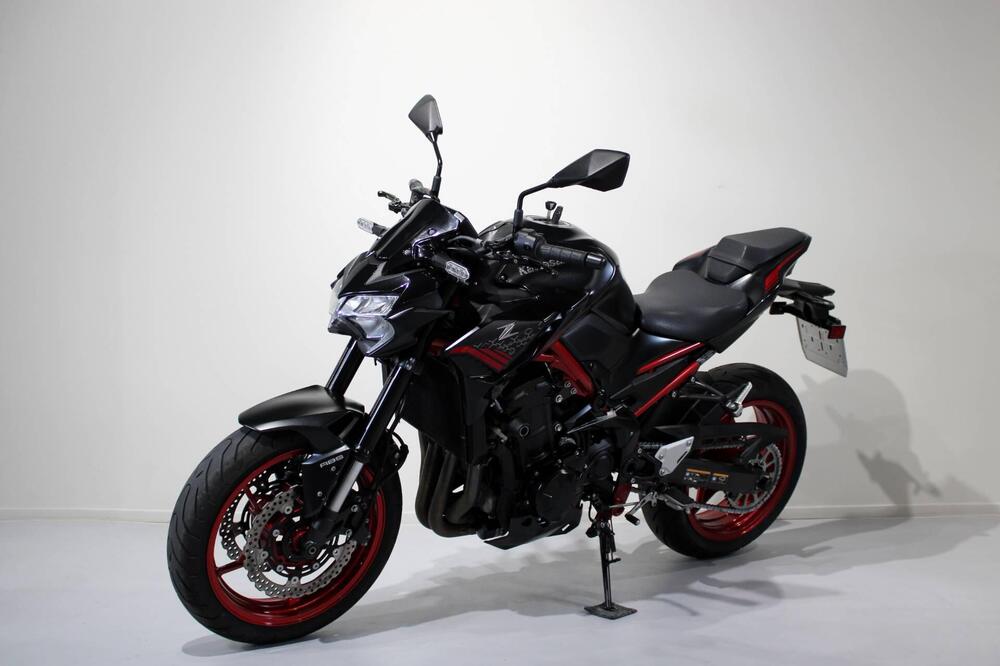 Kawasaki Z 900 (2021 - 24) (3)