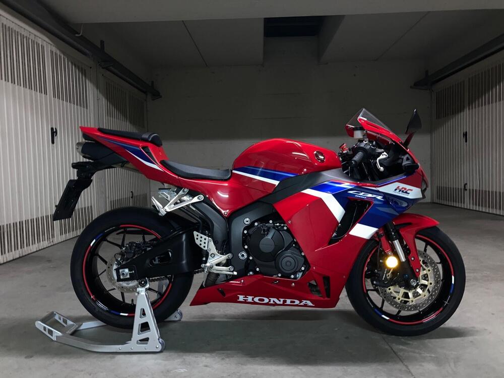 Honda CBR 600 RR (2024 - 25)