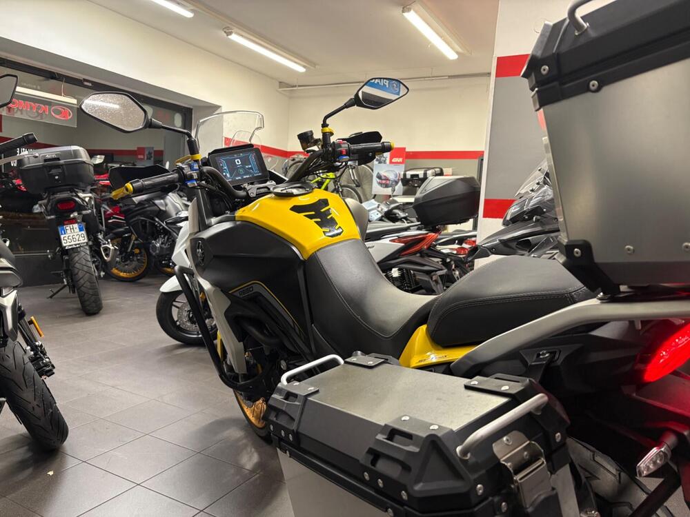 QJ Motor SVT 650 X (2024) (3)