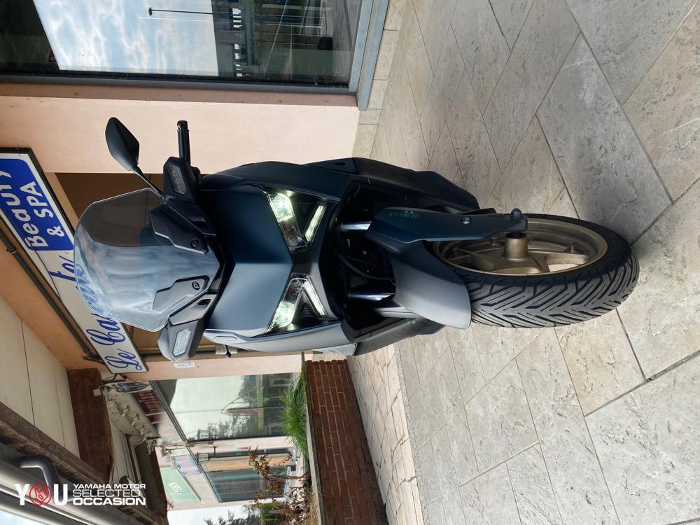 Yamaha X-Max 300 Tech Max (2021 - 24) (3)