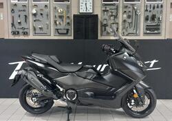 Yamaha T-Max 560 (2022 - 24) usata