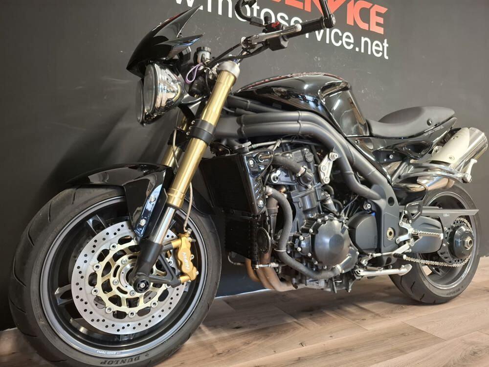 Triumph Speed Triple 1050 (2005 - 11) (2)