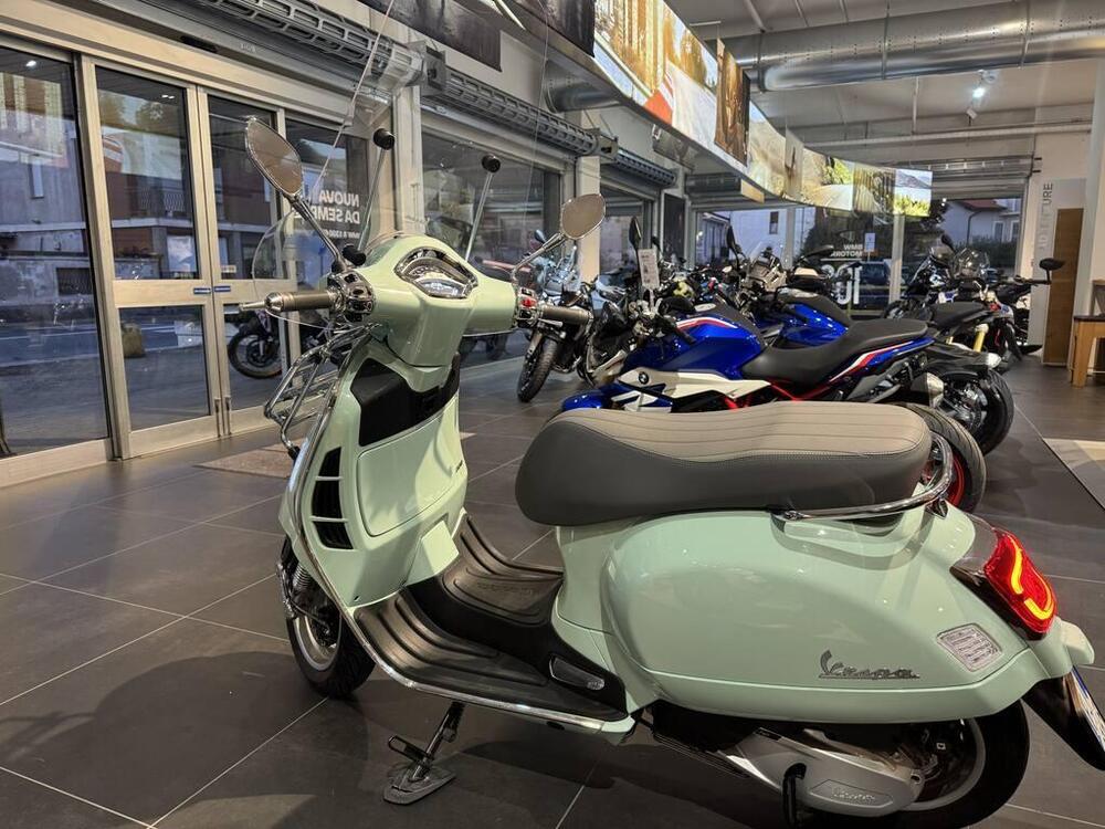 Vespa GTS 300 (2023 - 24) (5)