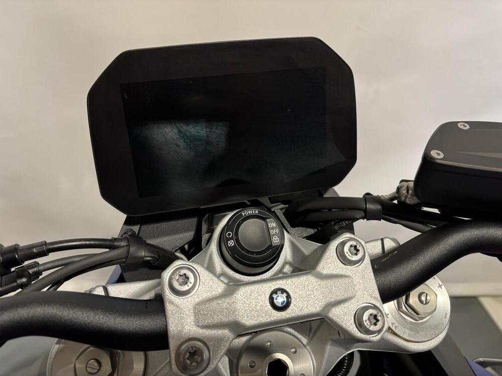 Bmw F 900 R (2025) (5)