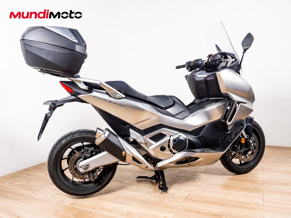 Honda Forza 750 (2025) (3)