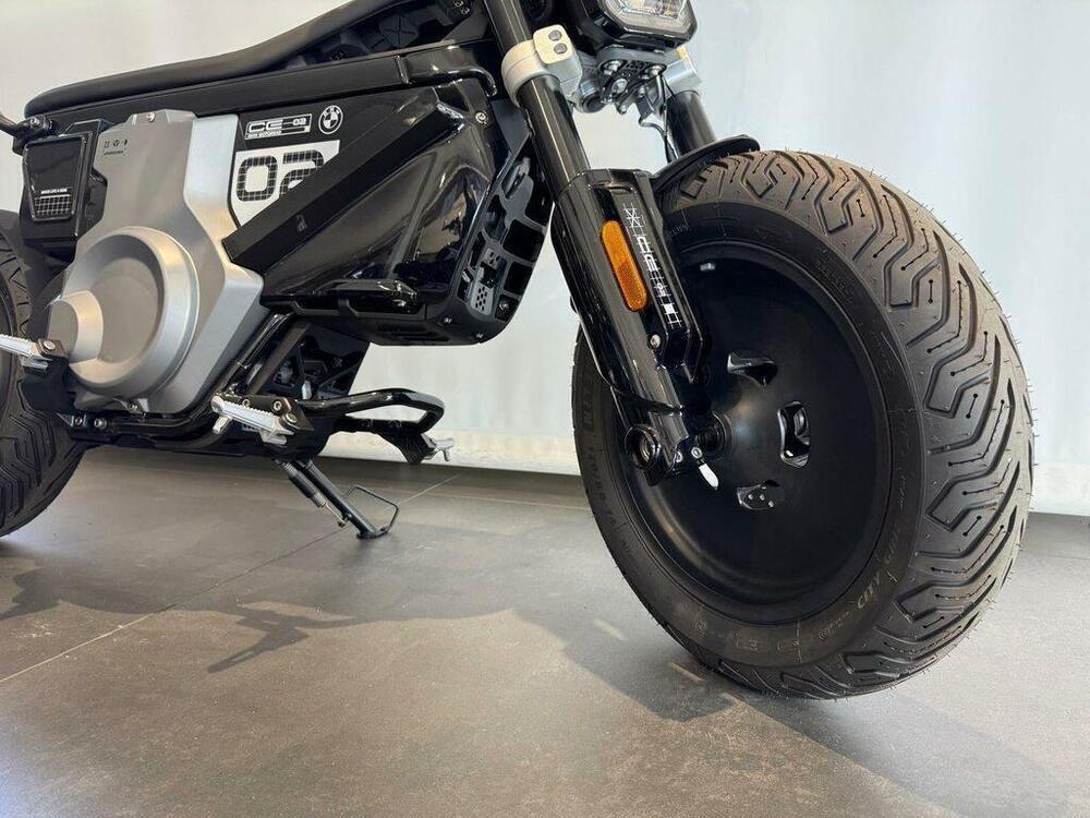 Bmw CE 02 AM (2024 - 25) (5)